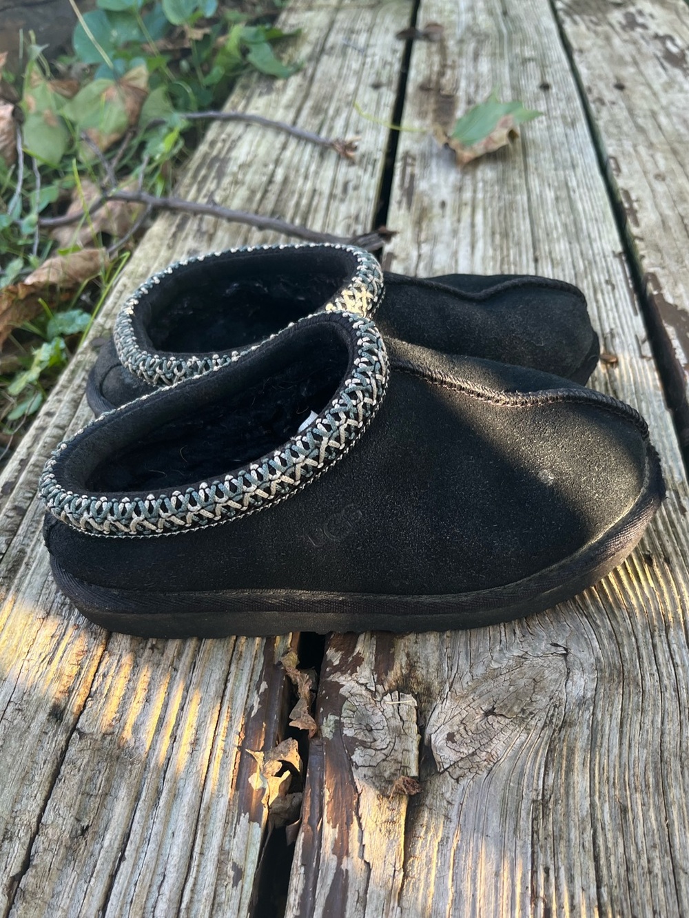 UGG WINTER TASMAN SLIPPERS LITTLE KIDS SIZE 13